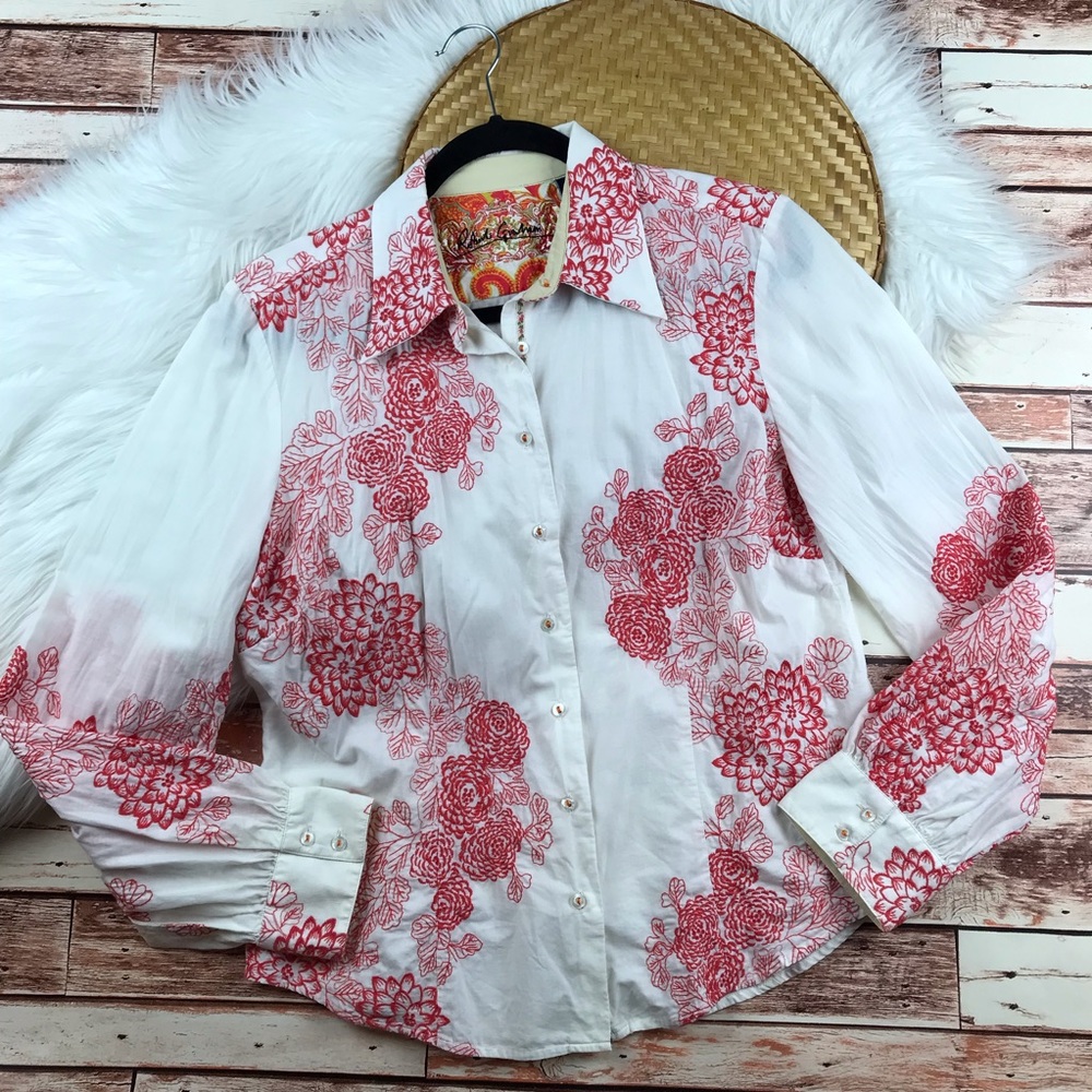 Robert graham embroidered button down blouse.